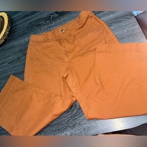 Old Navy women’s  Tan Chinos
